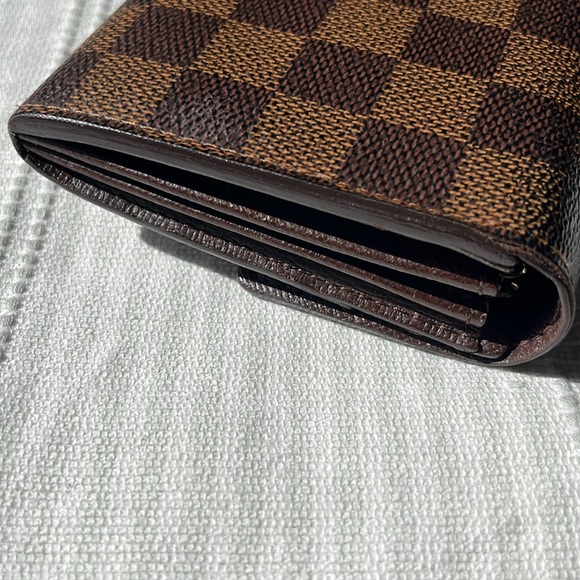 Authentic Louis Vuitton Sarah Damier Ebene Canvas Wallet with COA - Picture 5 of 12